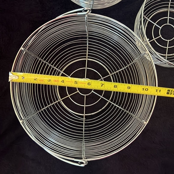 Set of 3 nesting wire baskets with handles - Picture 4 of 9